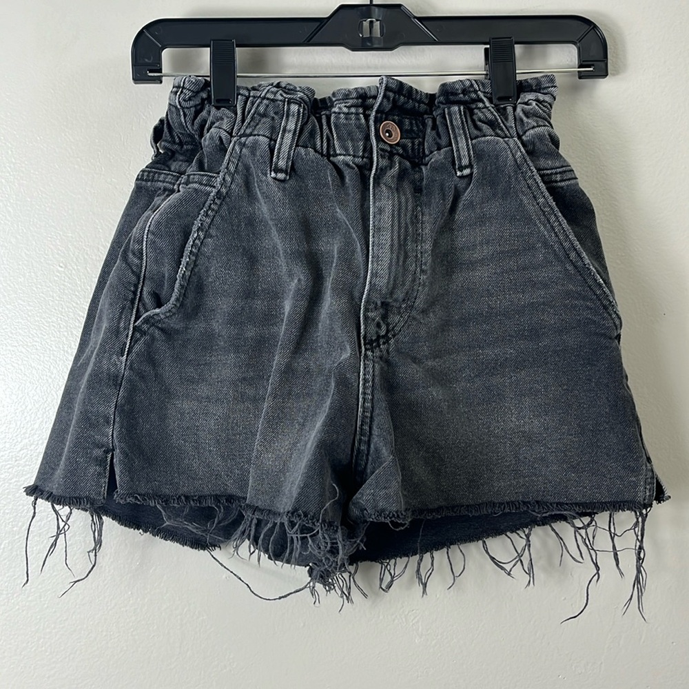 Zara black jean shorts size 2